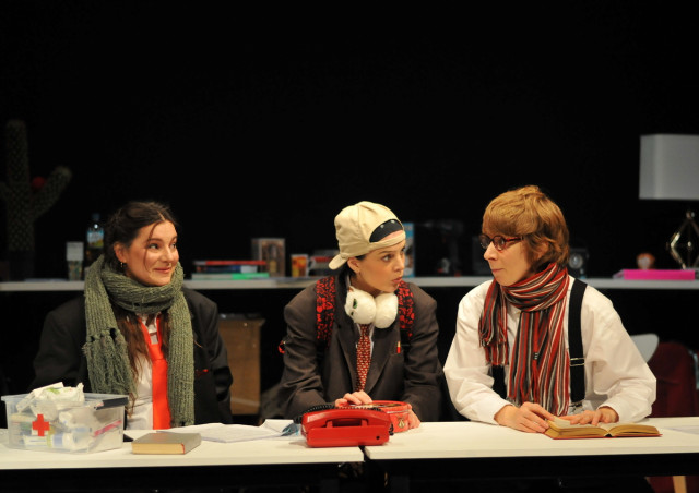 Само собой и вообще 3