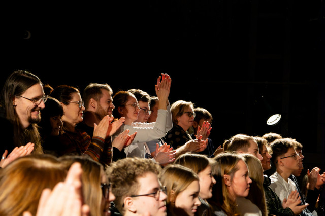 DAR_3883-Улучшено-Ум. шума